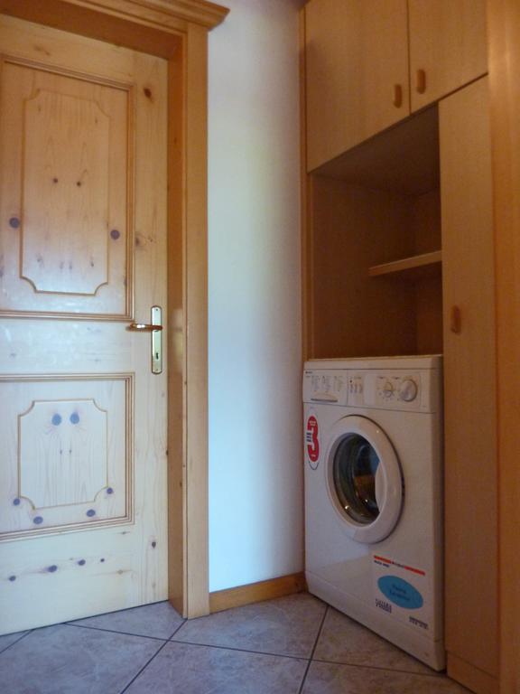 Appartamenti Majon Sotroi Campitello di Fassa Zewnętrze zdjęcie