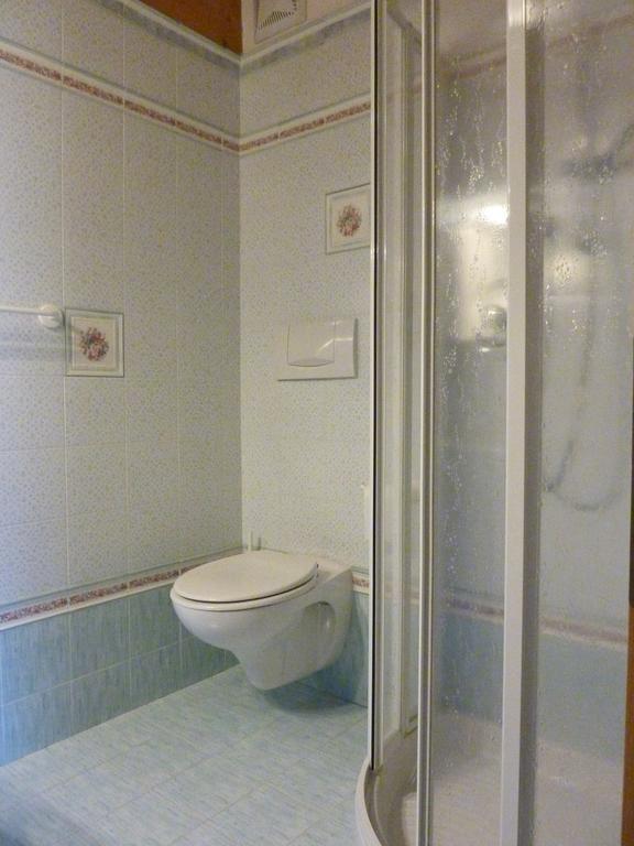 Appartamenti Majon Sotroi Campitello di Fassa Pokój zdjęcie