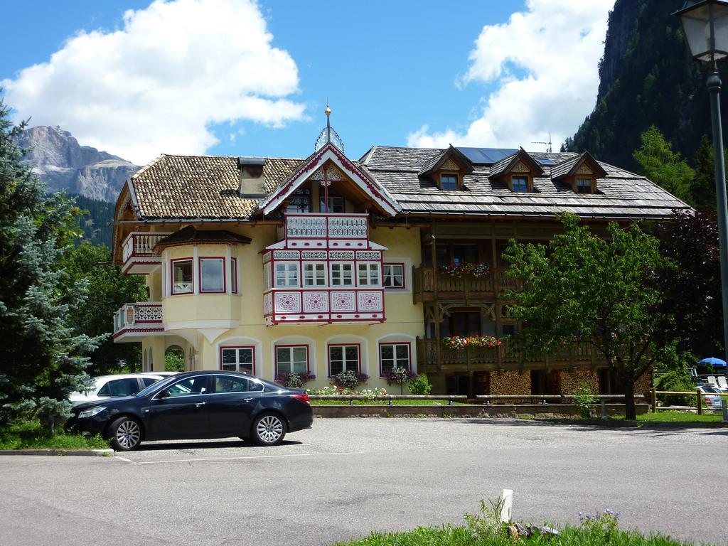 Appartamenti Majon Sotroi Campitello di Fassa Zewnętrze zdjęcie