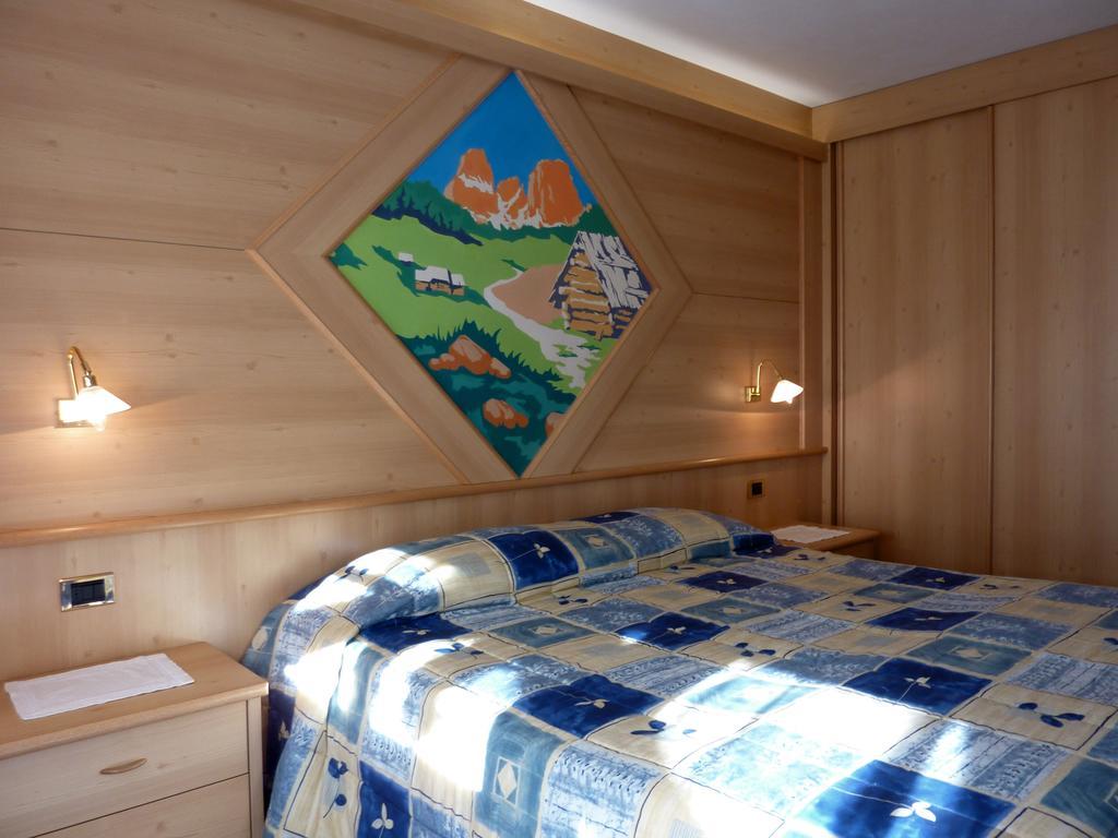 Appartamenti Majon Sotroi Campitello di Fassa Zewnętrze zdjęcie
